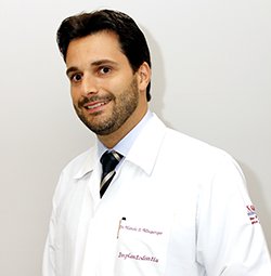 Dr. Marcelo Saboya